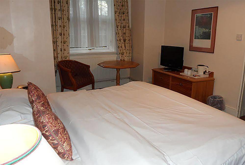 Cadogan Hotel Newmarket  Exteriér fotografie